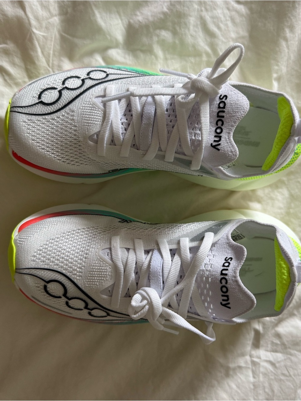 Saucony Endorphin Elite 3